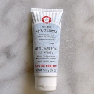 FIRST AID‎ BEAUTY | Unopened Full-Size Pure Skin Fragrance-free Face Cleanser